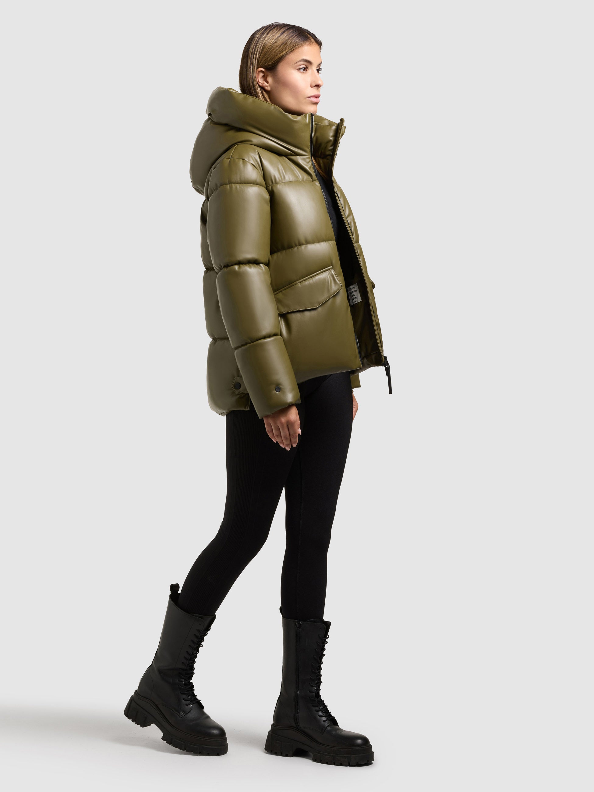 khujo-jacke-aurora-olive-damen-kapuzenjacke-in-lederoptik image 6