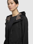 khujo-jacke-mosti-schwarz-trench-sommerparka-mit-leo-futter image 8