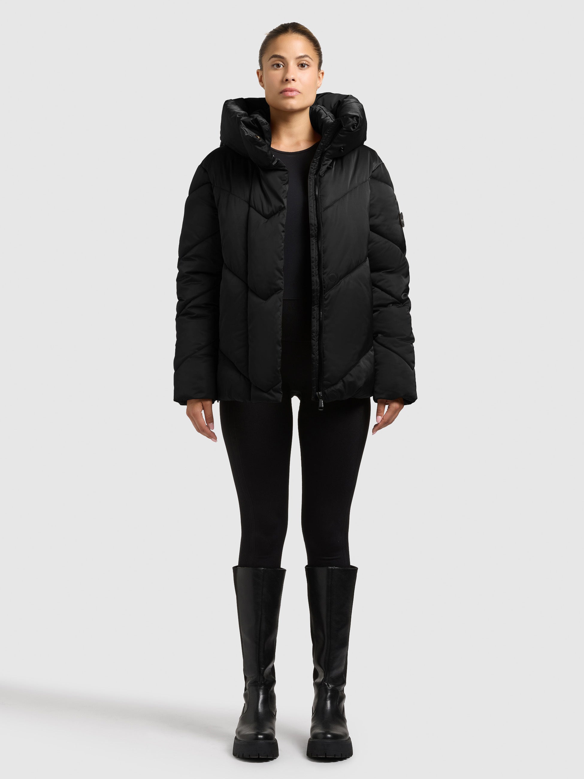 khujo-jacke-olsa2-damen-steppjacke-black-gl-nzend-h-ftlang image 2