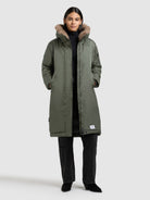 khujo-coat-oliva-sage-green-wintermantel-damen-mit-abnehmbarem-kunstfell image 7