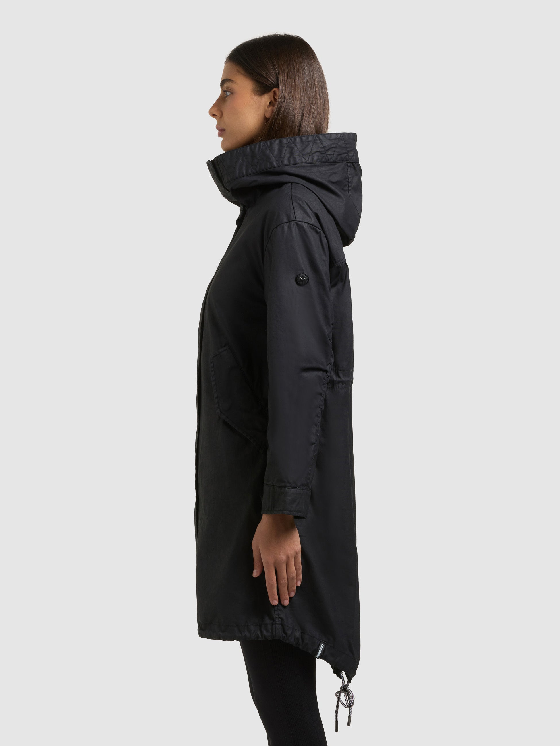 khujo-nele-damen-mantel-black-aus-gewachster-baumwolle image 5
