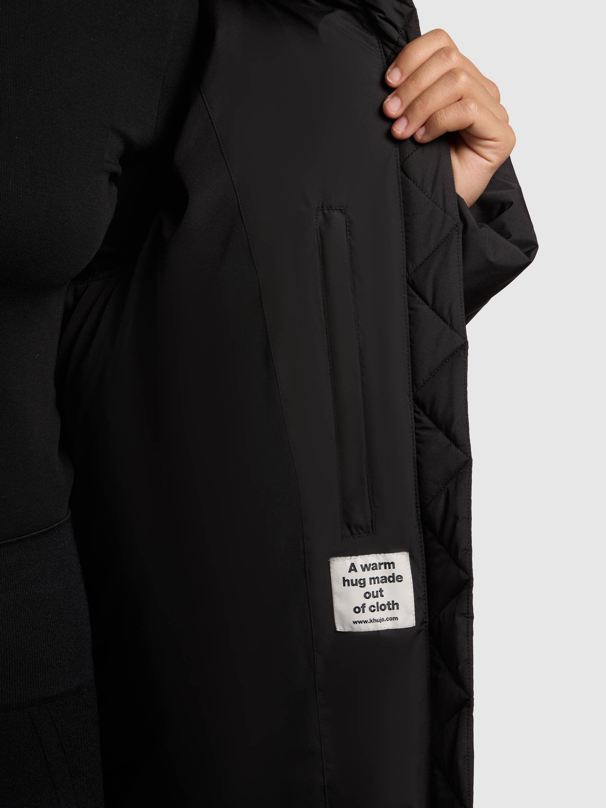 khujo-mantel-guda-black-steppmantel-loose-fit image 8