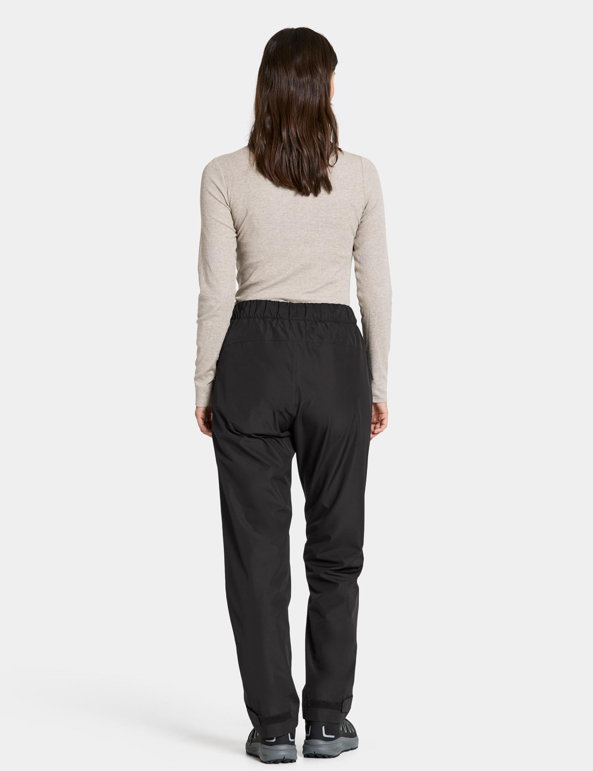 didriksons-nordic-pants-damen-regenhose-schwarz-wasserdicht image 3