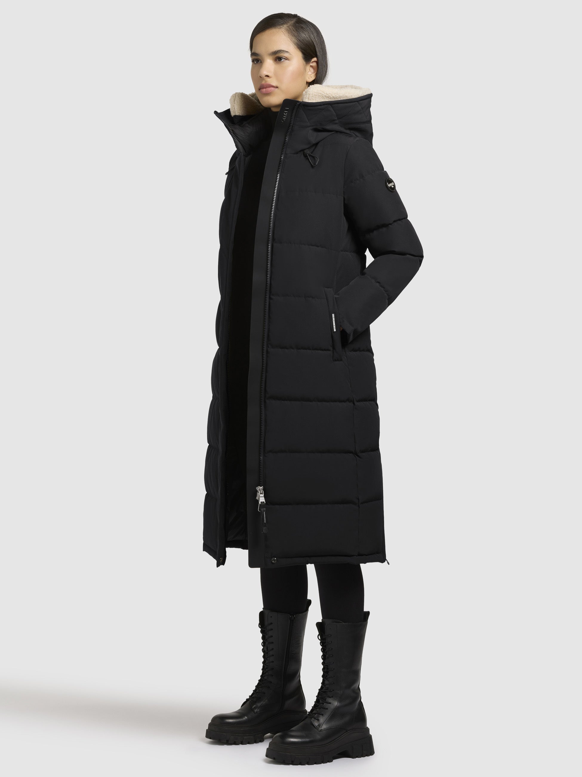 khujo-mantel-devion-teddy-schwarz-knielanger-steppmantel-damen image 2
