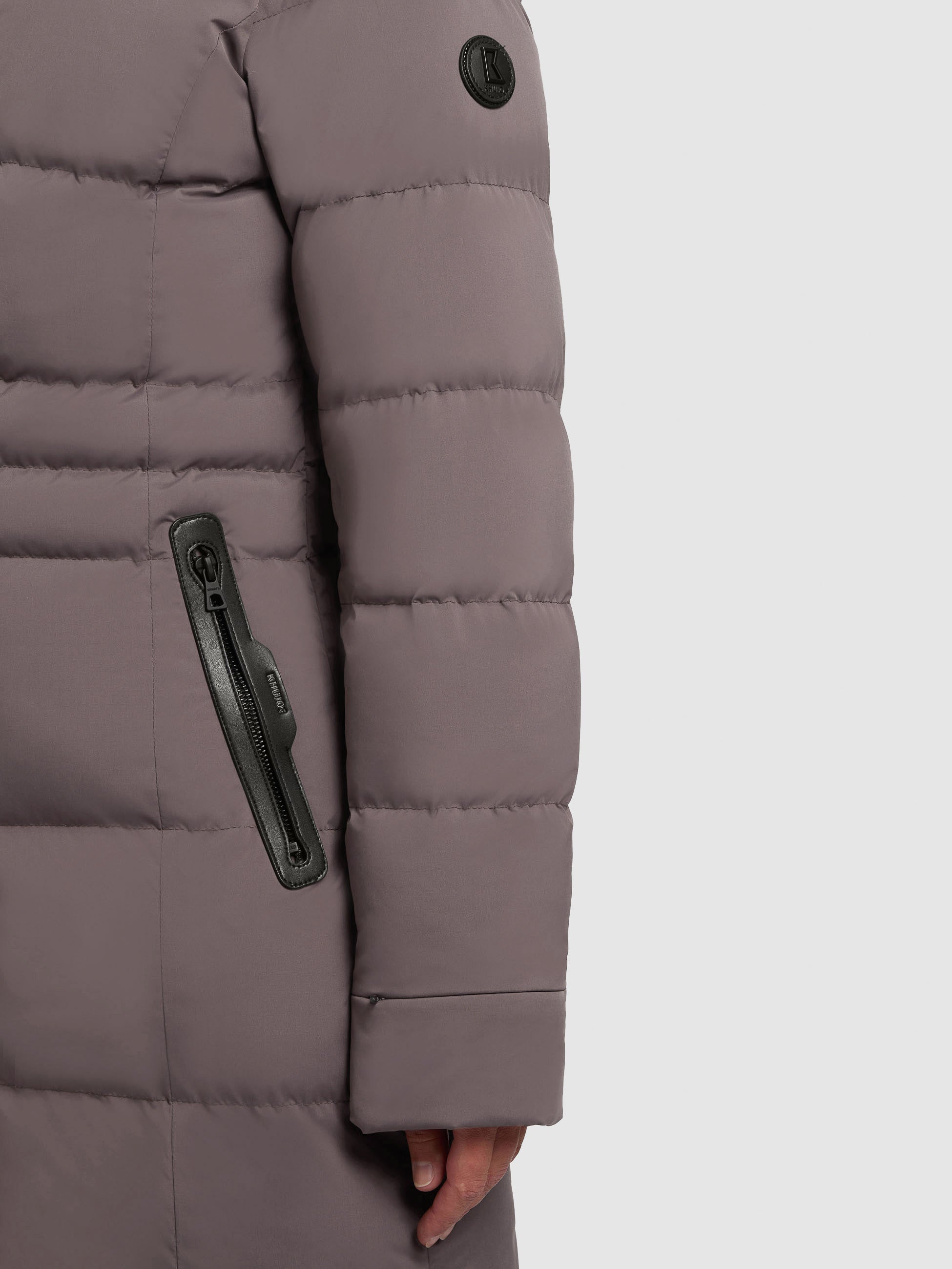 khujo-mantel-enakh-graphite-grey-damen-steppmantel-knielang-slim-fit image 8