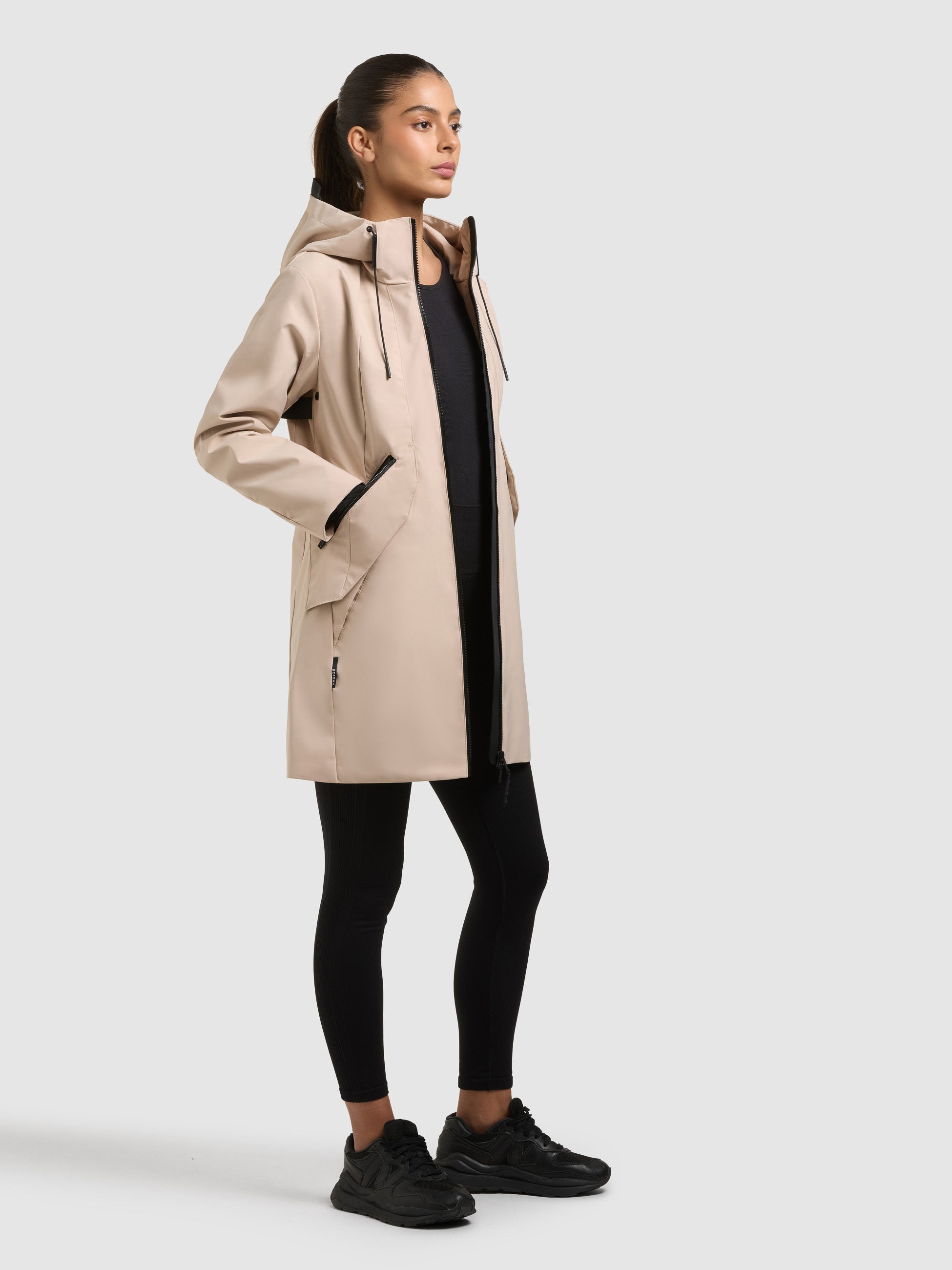 khujo-eiza-jacke-soft-beige-lange-regenjacke-mit-kapuze-wasserabweisend image 2