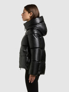 khujo-jacke-aurora-black-kapuzenjacke-lederoptik-wasserabweisend image 5