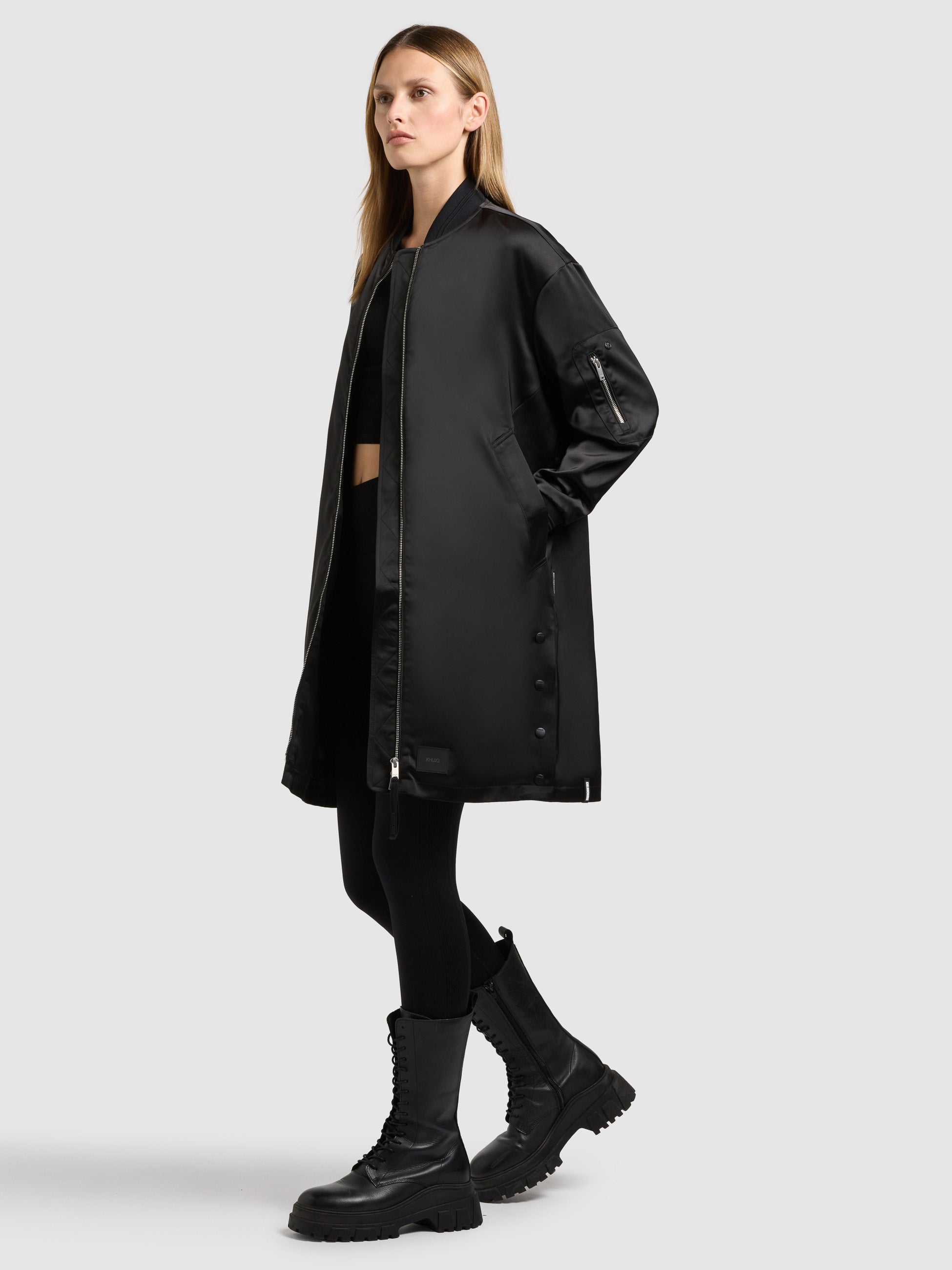 khujo-mantel-tindra-black-damen-blousonmantel-bomber-look image 2