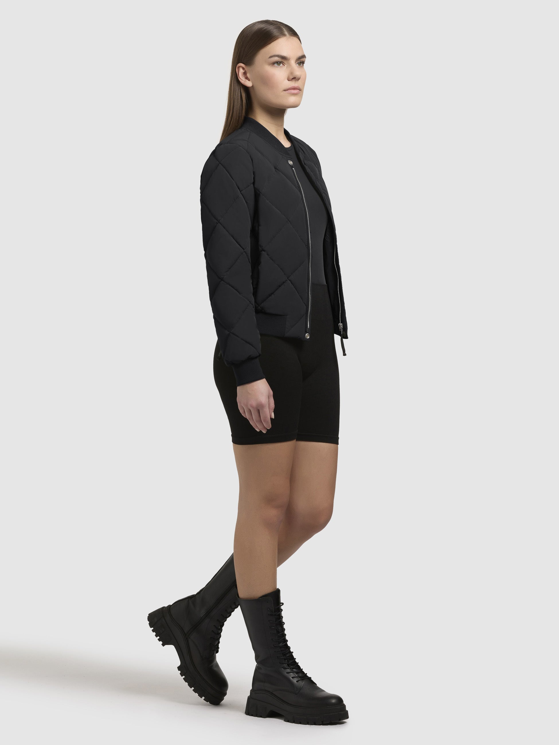 khujo-ange-bomberjacke-schwarz-kurz-damen image 6