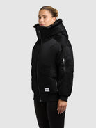 khujo-jacket-cela-bomber-black-stepp-bomberjacke-mit-kapuze-und-kunstfell image 5