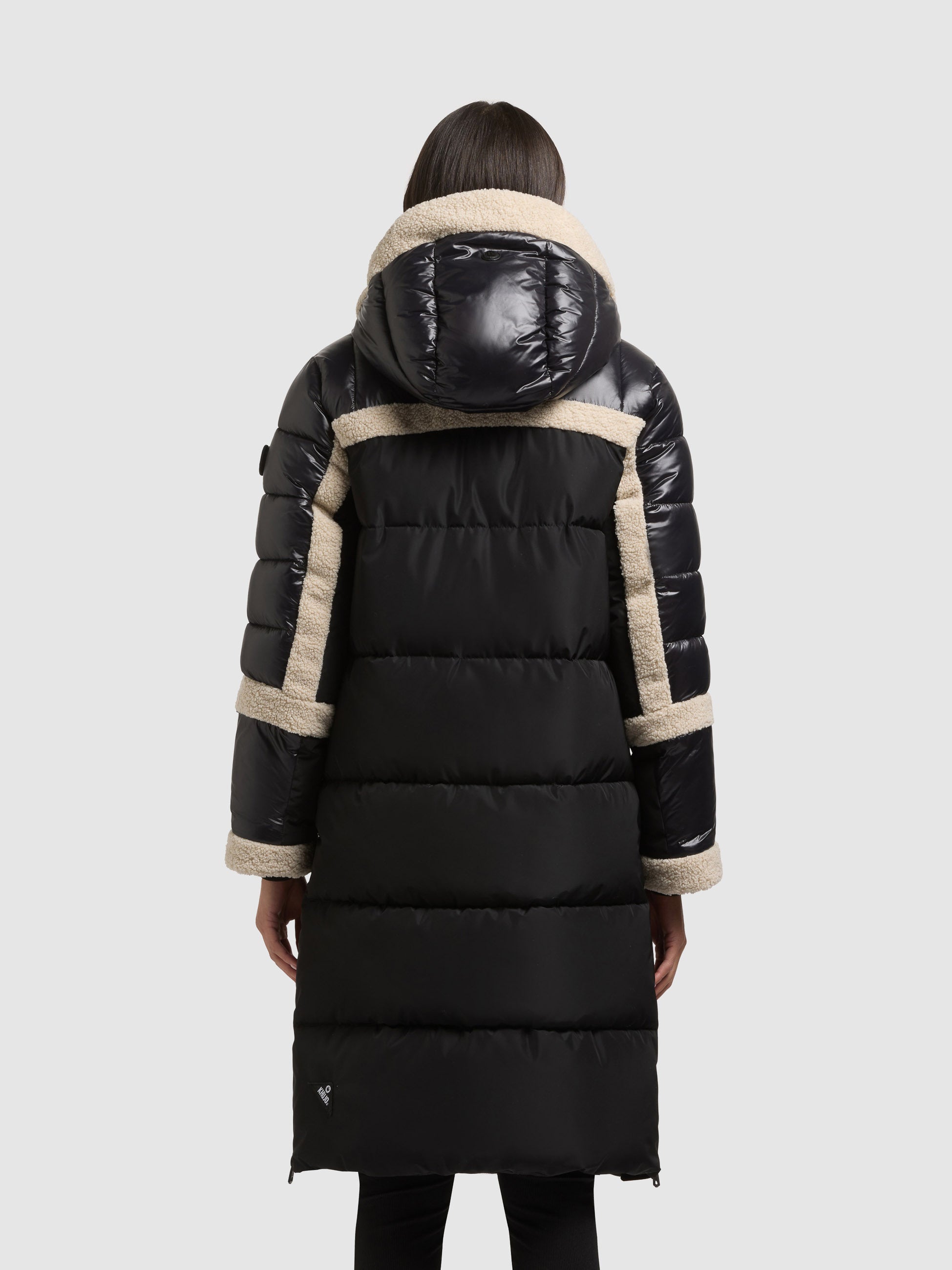 khujo-mantel-desna2-black-knielanger-damen-steppmantel-mit-teddyfleece image 3