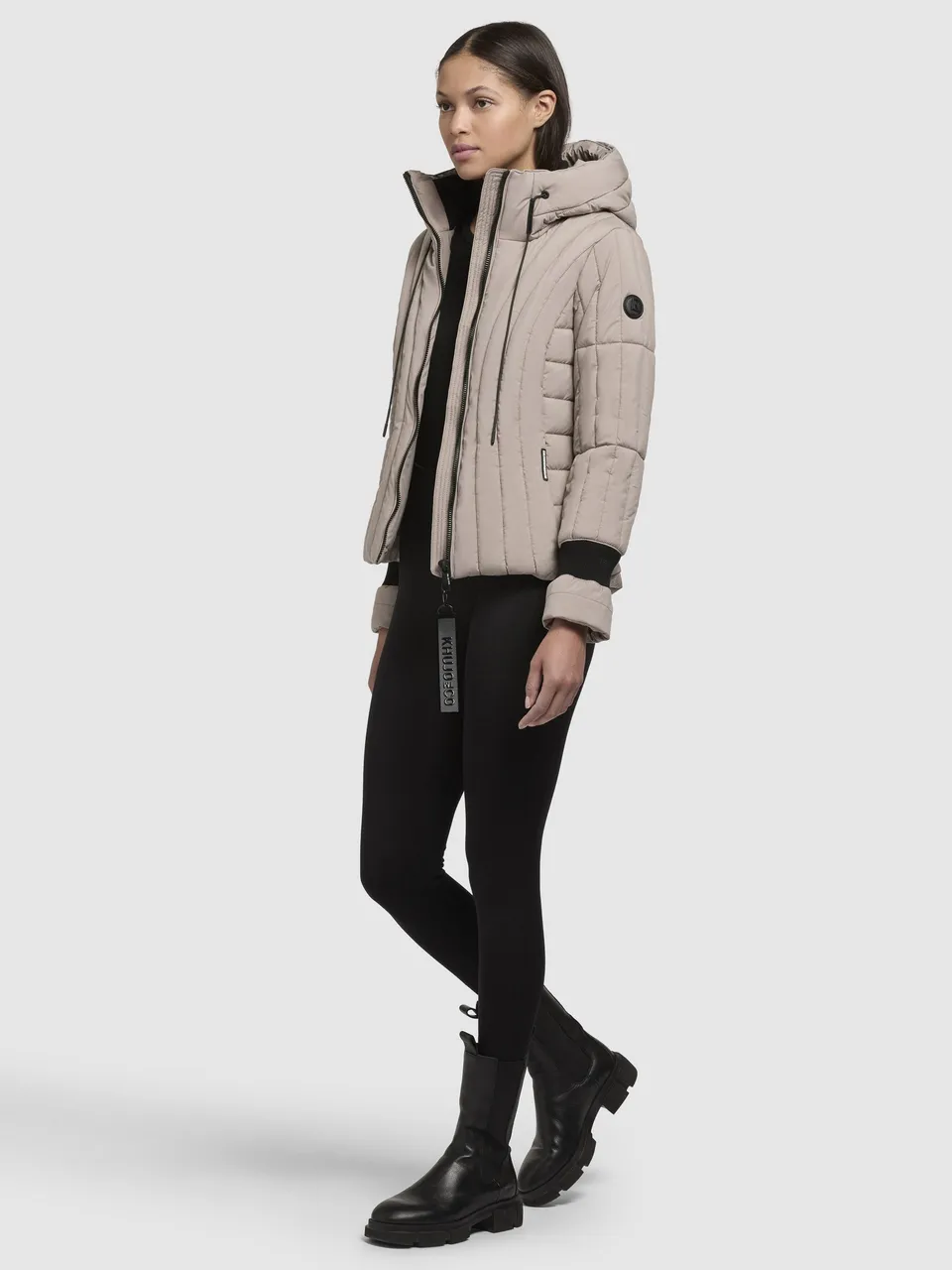 khujo-omni-steppjacke-gray-beige-cropped image 1