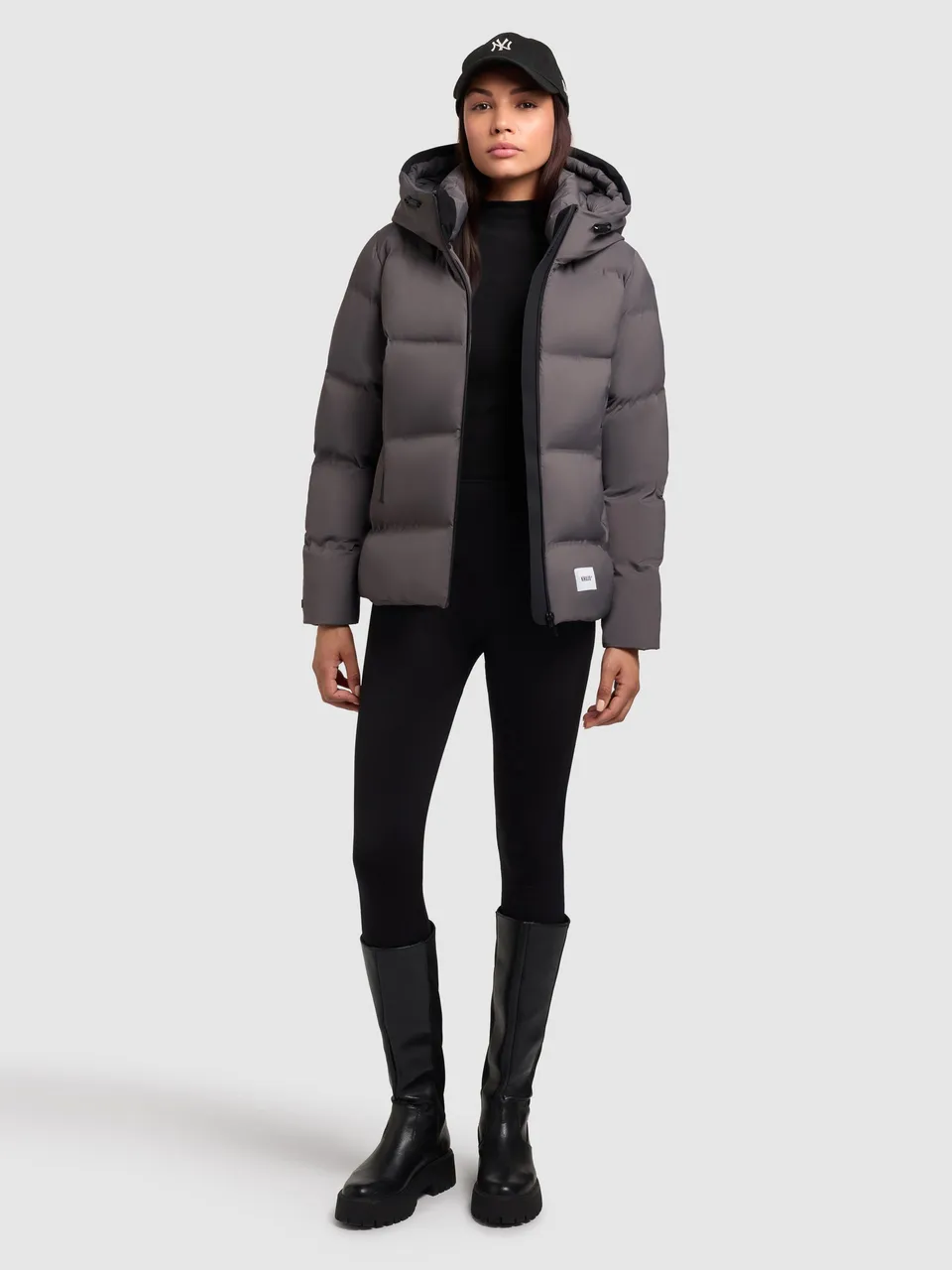 khujo-jacke-liev2-graphite-gray-steppjacke-h-ftlang-wasserabweisend image 1