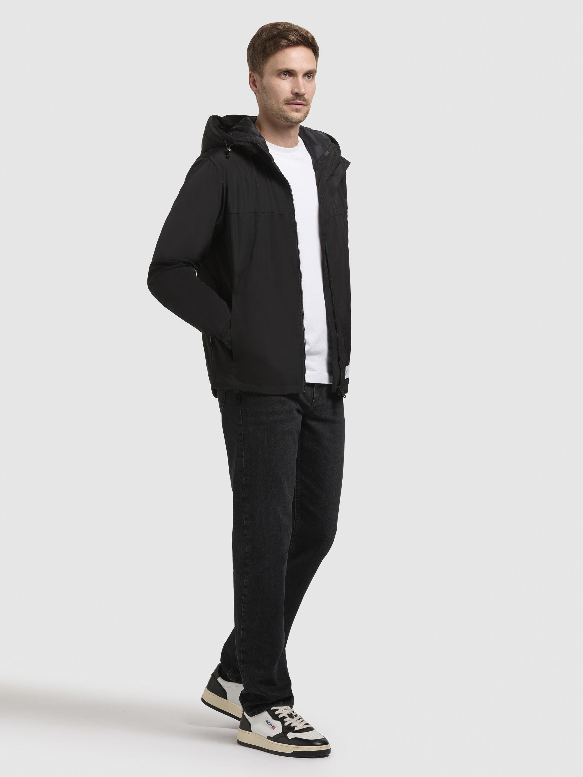 khujo-taikoo-damen-kapuzenjacke-schwarz image 6