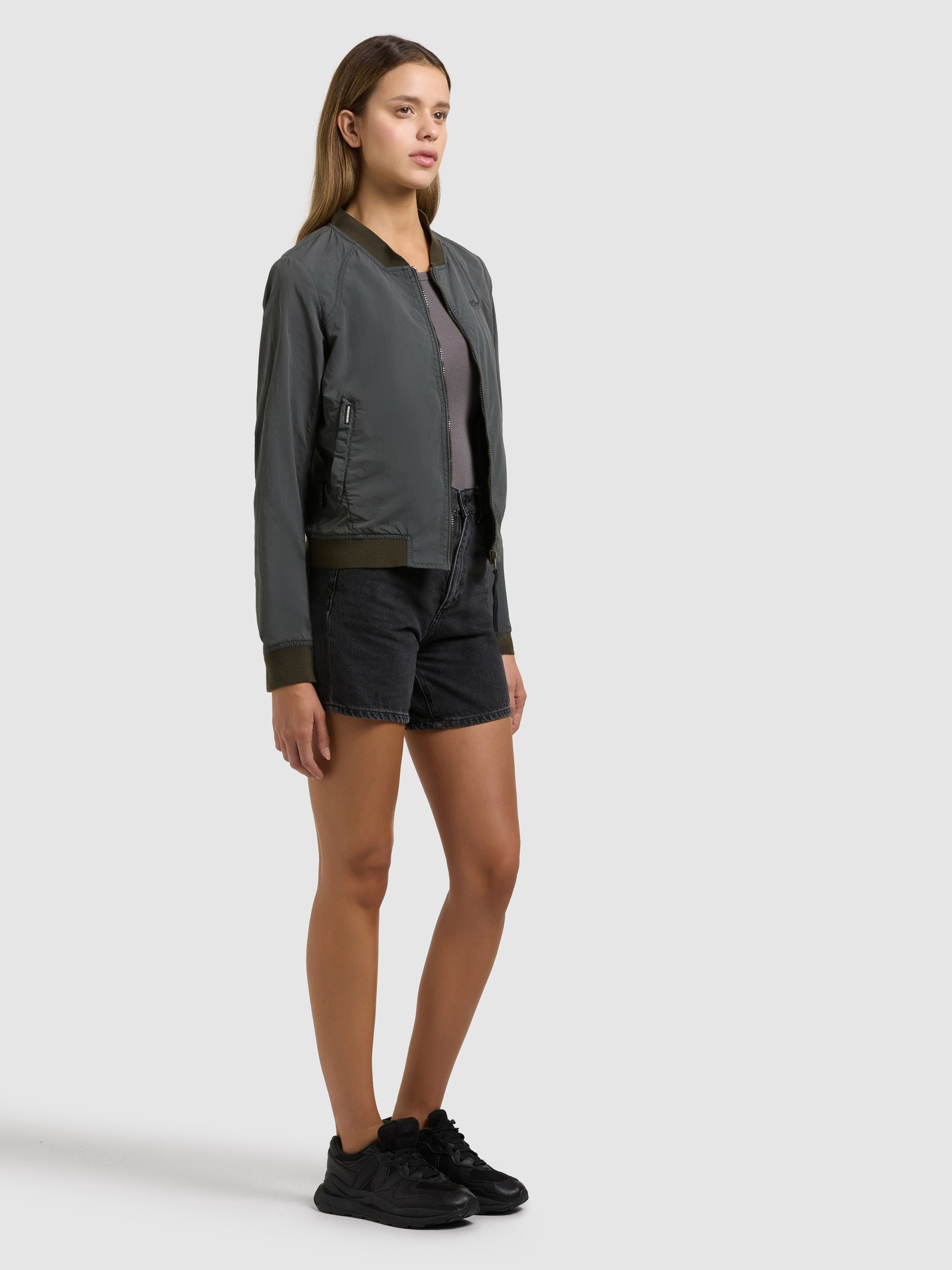 khujo-meets-2in1-damen-bomberjacke-hazy-teal-green image 2