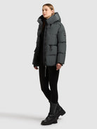 khujo-jacke-ellis2-damen-steppjacke-foam-green image 2