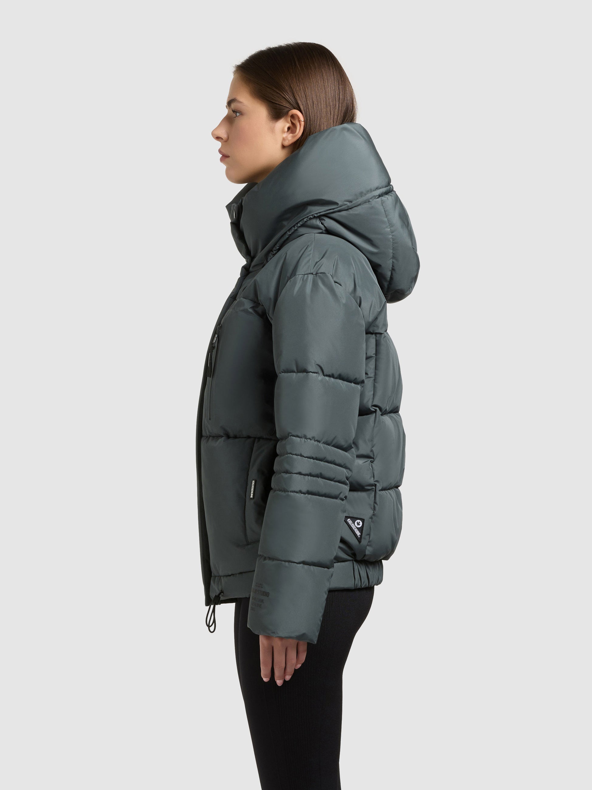 khujo-jacke-peeke2-with-gloves-foam-green-damen-winter-steppjacke image 5