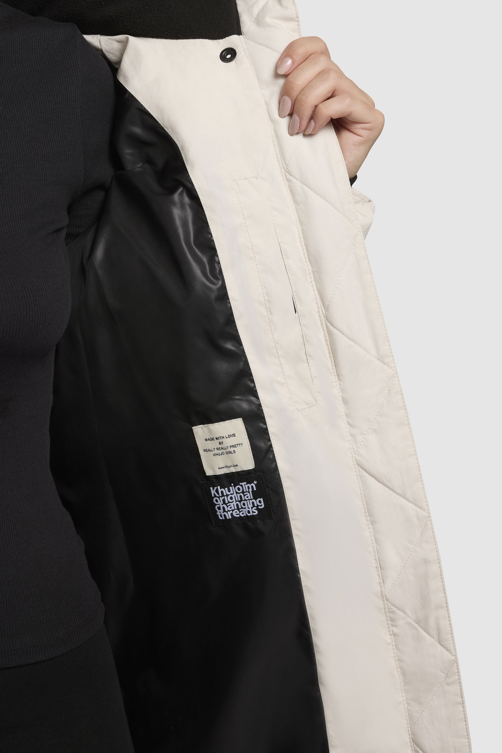 khujo-mantel-graya-cremewei-wattierter-stepp-kurzmantel-regular-fit image 8