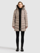 khujo-tuhani5-damen-steppmantel-greige-leichter-kurzmantel-slim-fit-matt image 2