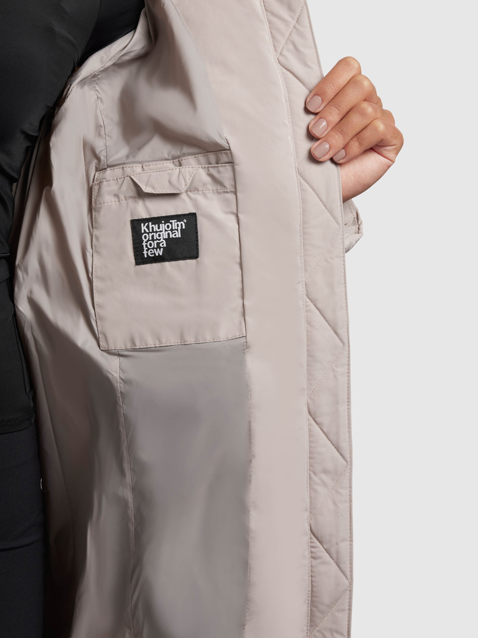 khujo-mantel-darka-hellbeige-regular-fit-steppmantel-damen image 8