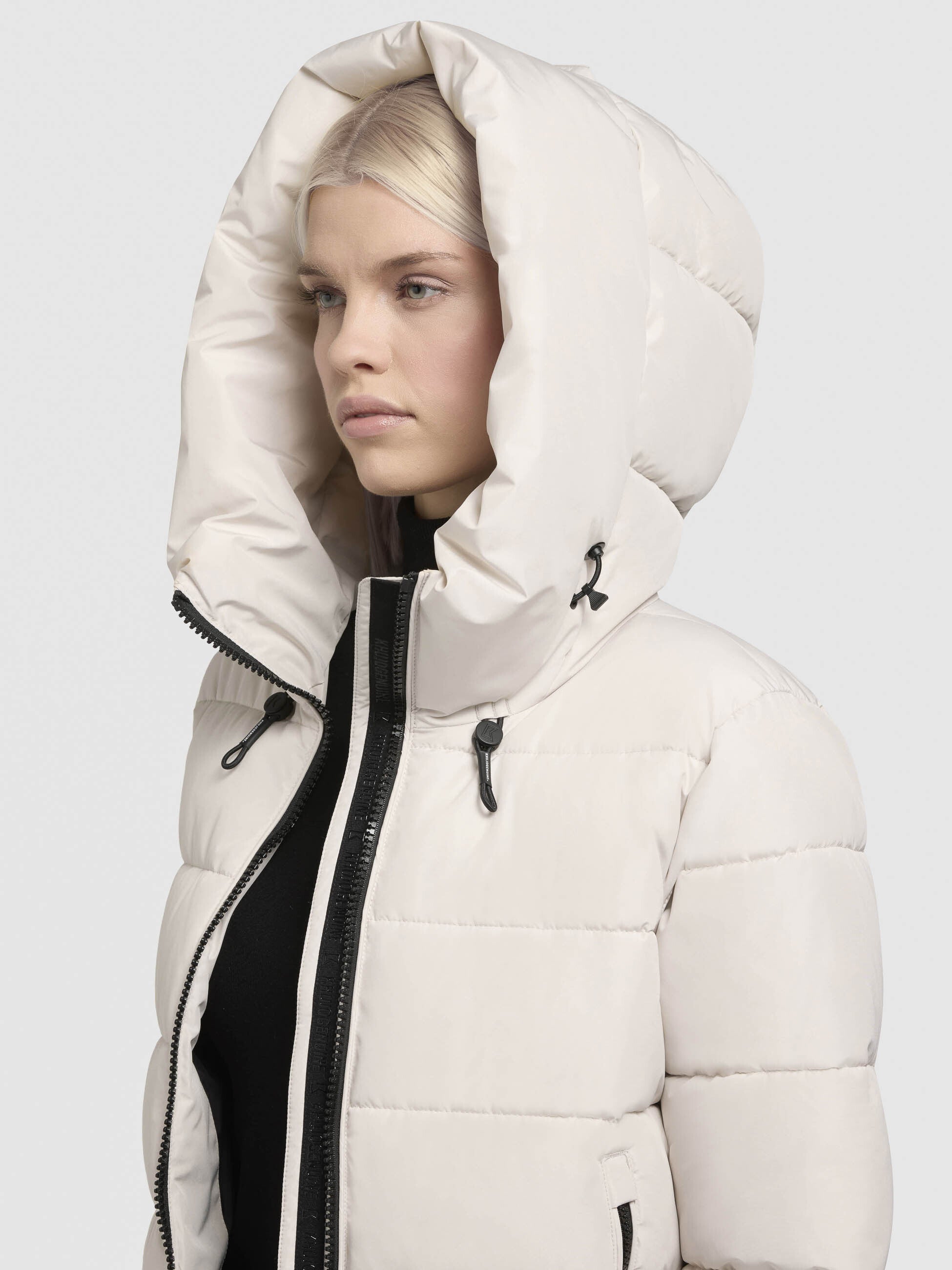 khujo-mantel-jilias5-cremewei-lange-stepp-winterjacke-mit-kapuze image 7