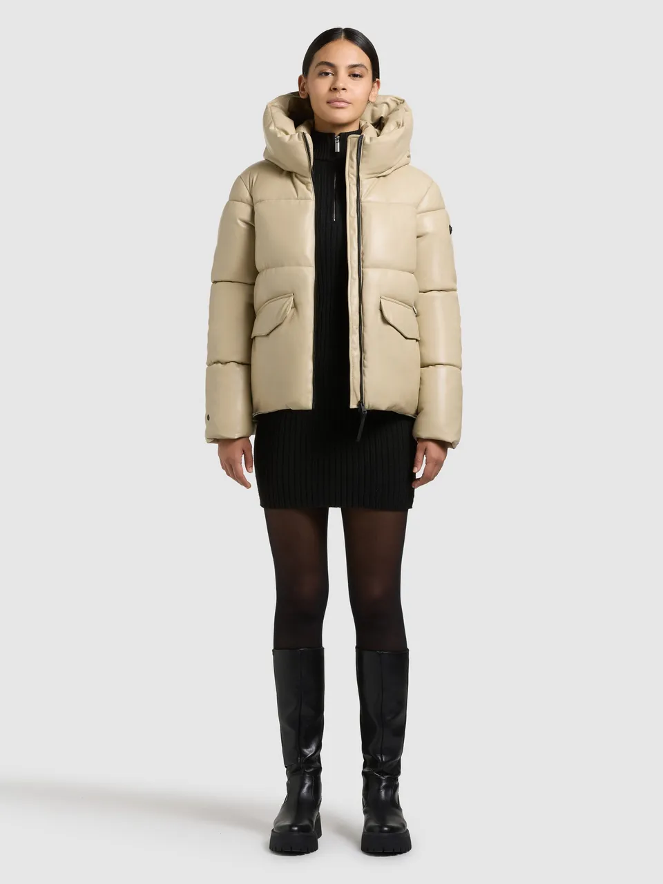 khujo-jacke-aurora-beige-gesteppte-kapuzenjacke-damen-in-lederoptik image 1