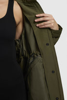 khujo-rayana-damen-mantel-parka-olivgr-n-knielang image 8