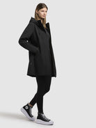 khujo-jacke-izaf3-damen-regenjacke-black image 6