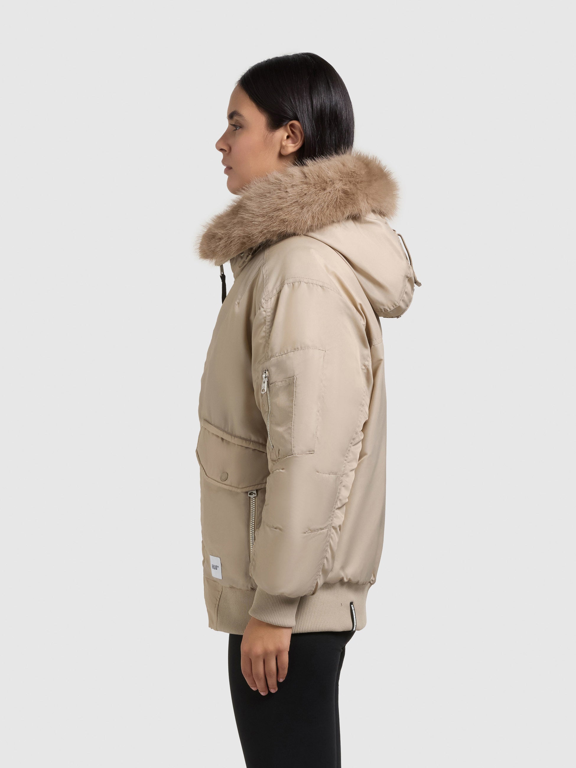 khujo-jacke-cela-light-beige-damen-bomberjacke-mit-kapuze-2 image 5