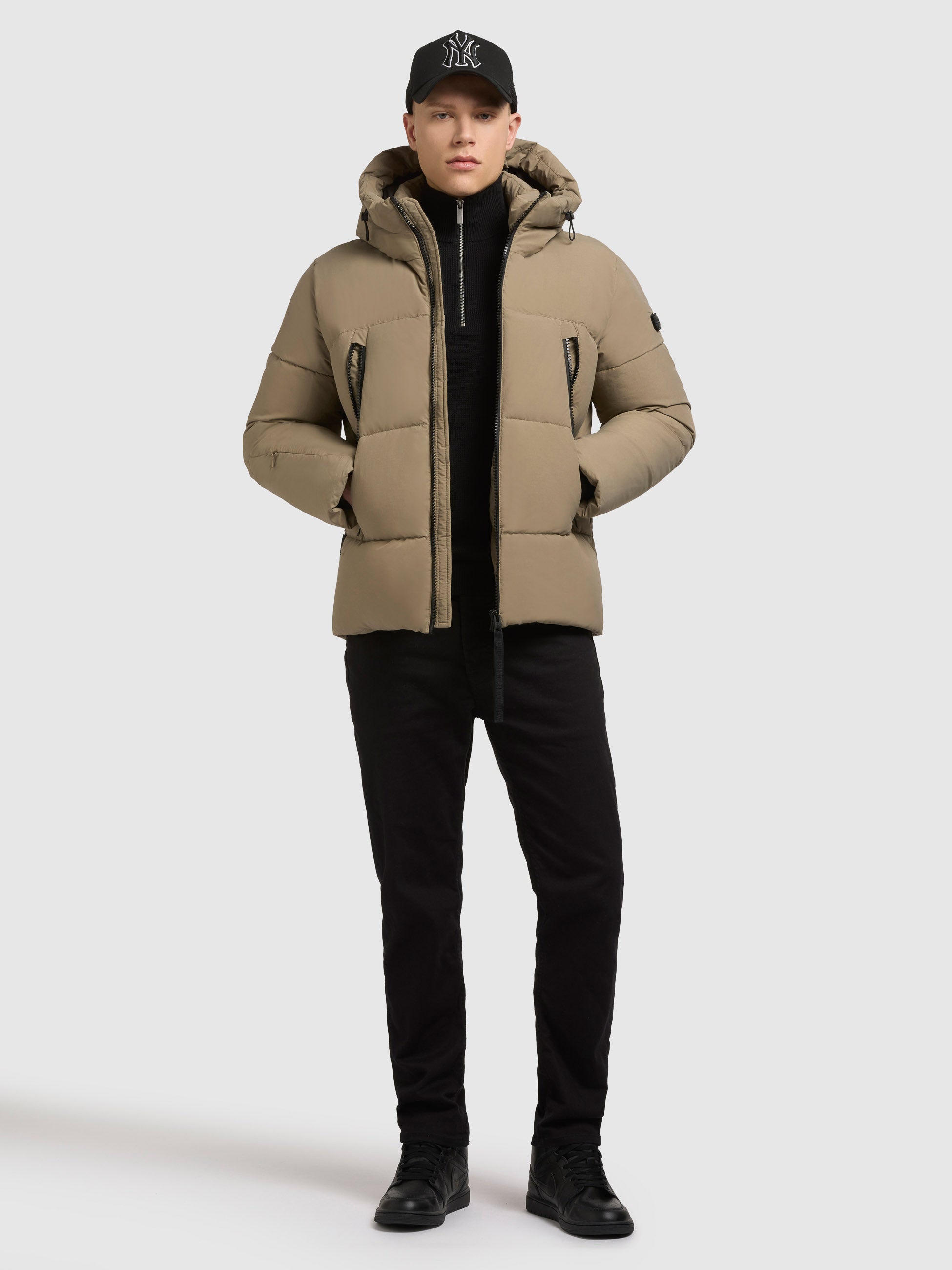 khujo-jacket-gaston-damen-steppjacke-in-lichen-beige-wattiert image 1