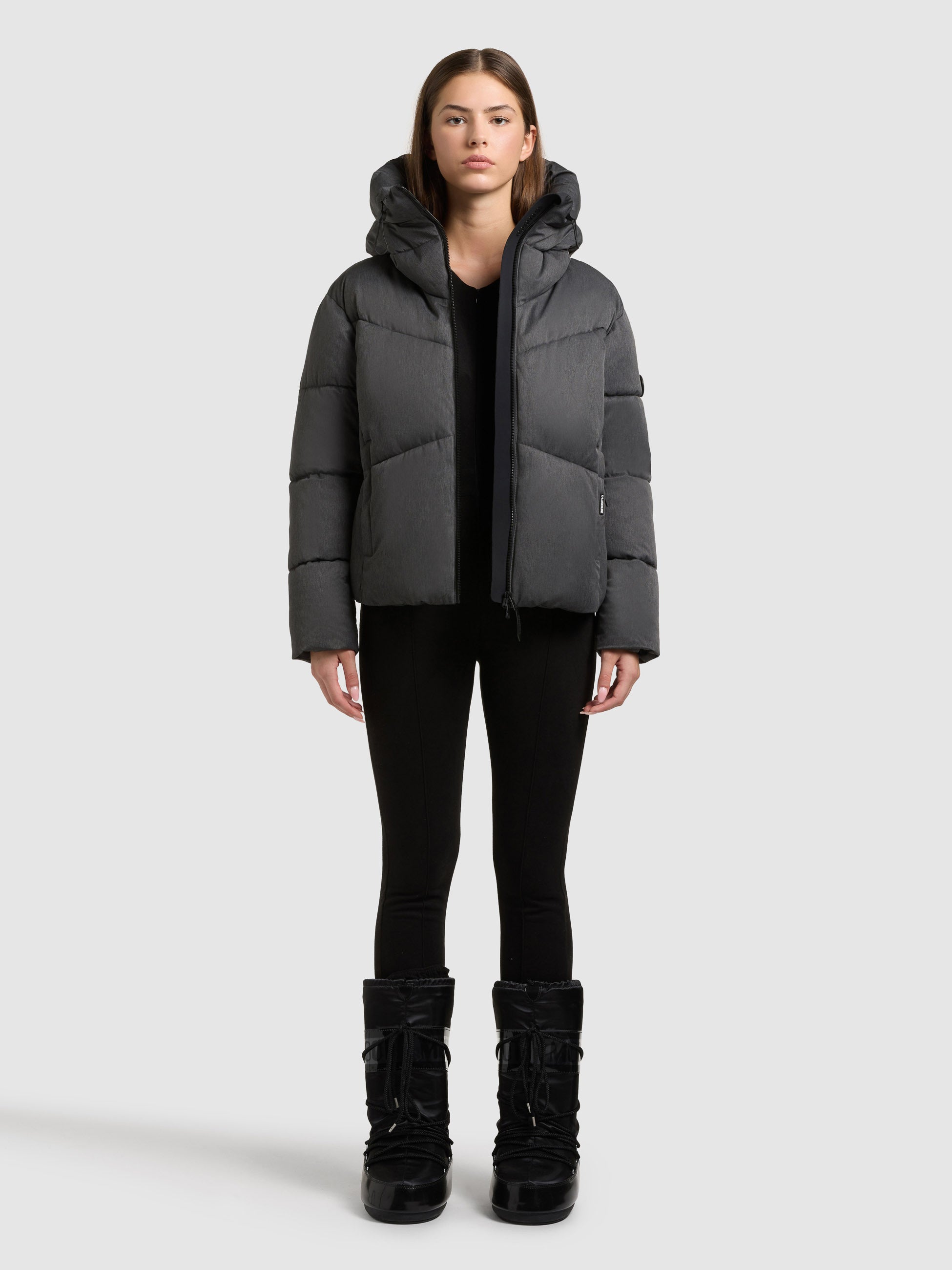 khujo-jacke-milly-kurze-steppjacke-dark-melange-grey-mit-kapuze image 2