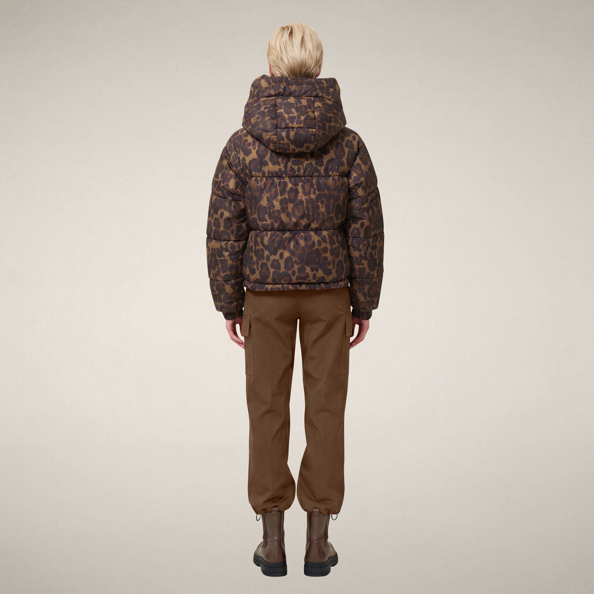 save-the-duck-rhiannon-damen-steppjacke-kurz-leo-braun-mit-kapuze image 2
