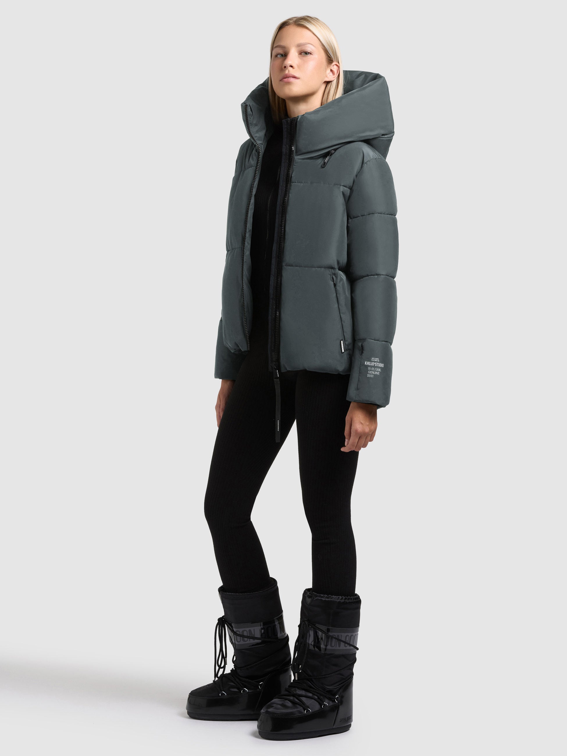 khujo-jacke-audrey-matt-foam-green-damen-winter-steppjacke-loose-fit-mit-kapuze image 2