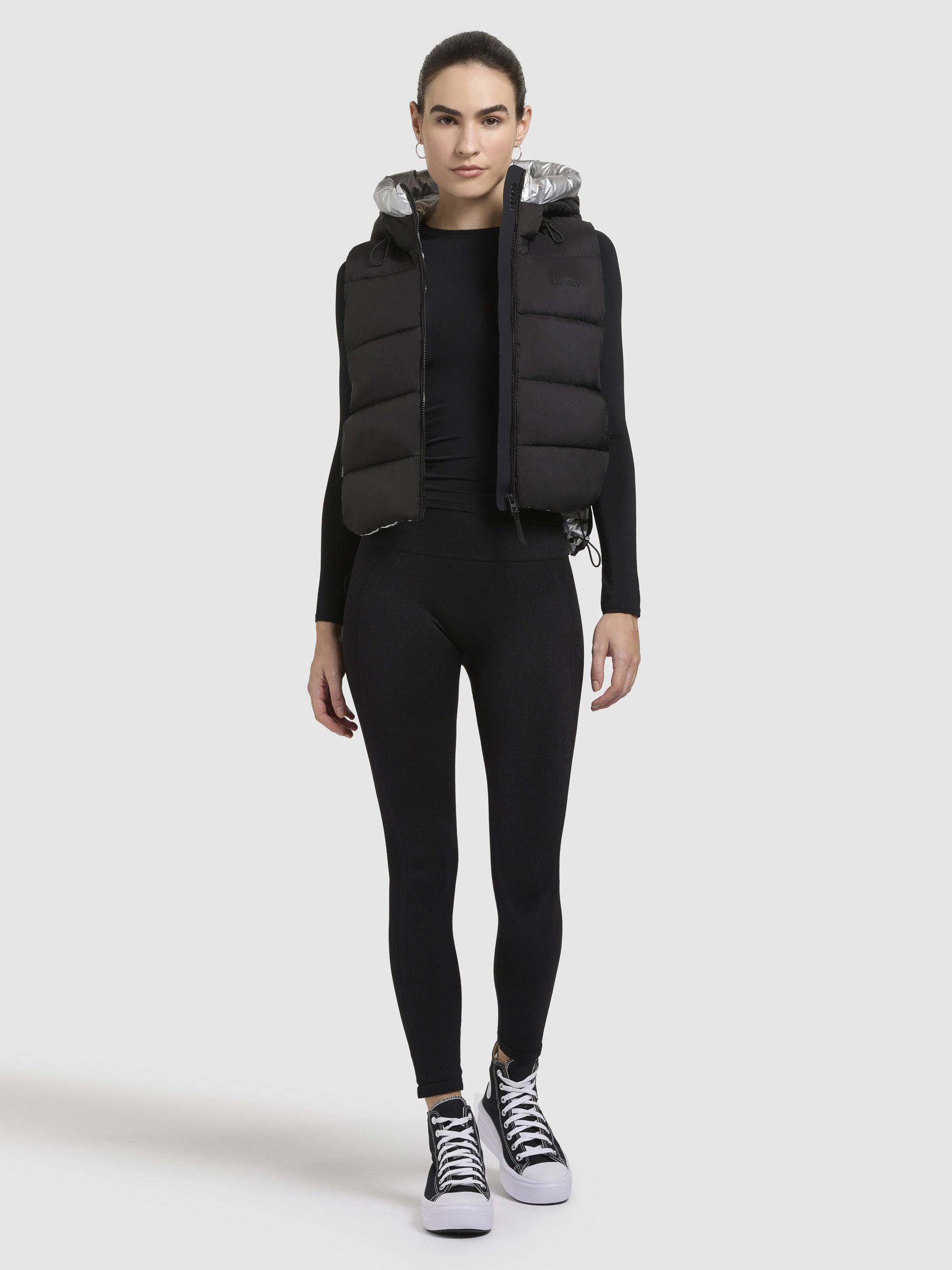 khujo-weste-rina-schwarz-damen-steppweste-cropped-mit-kapuze image 6