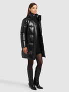khujo-mantel-haya2-shiny-black-wasserabweisender-steppmantel-winter image 6