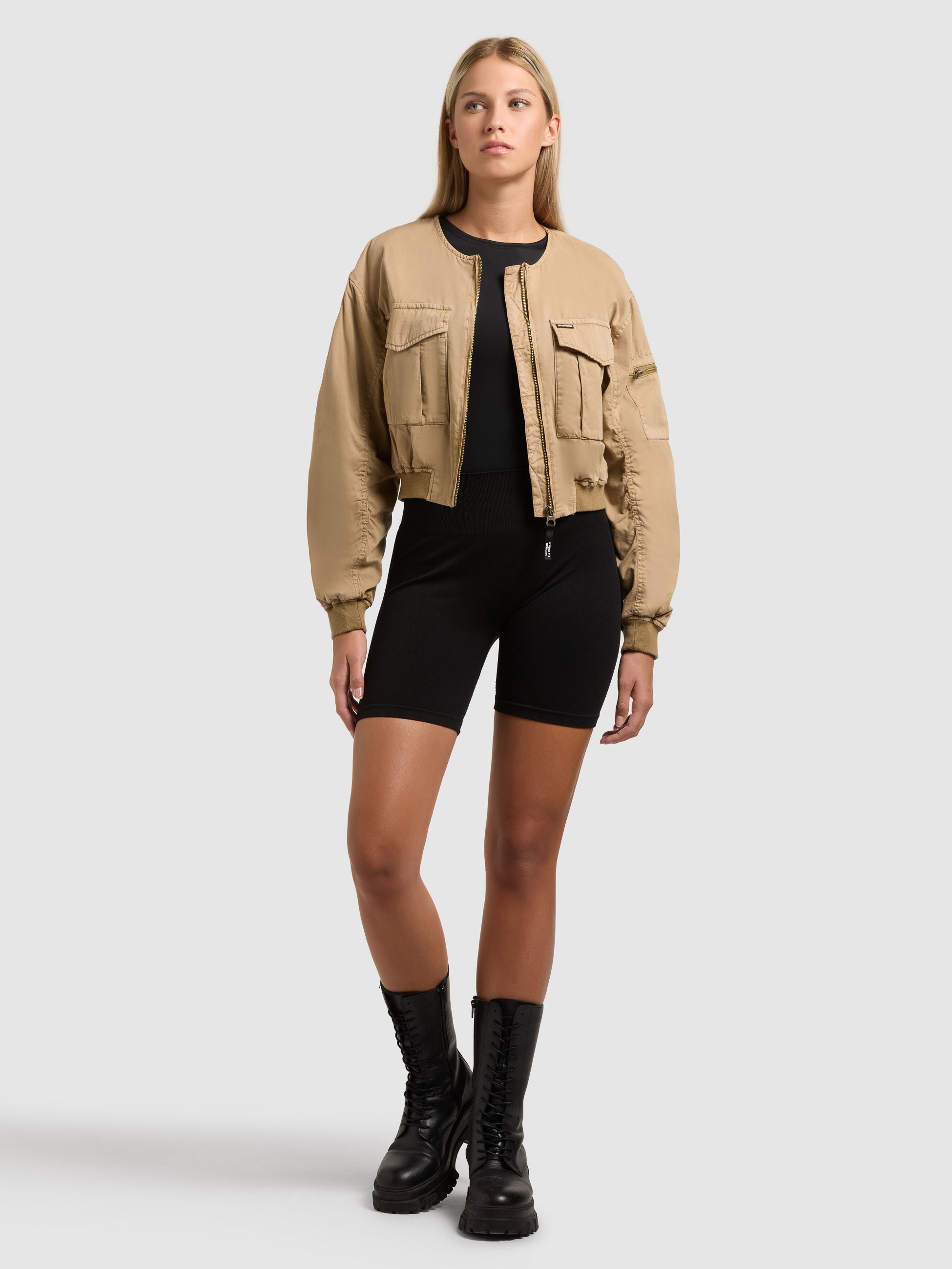 khujo-jacke-romy-dark-beige-kurze-blouson-cargojacke-damen image 6