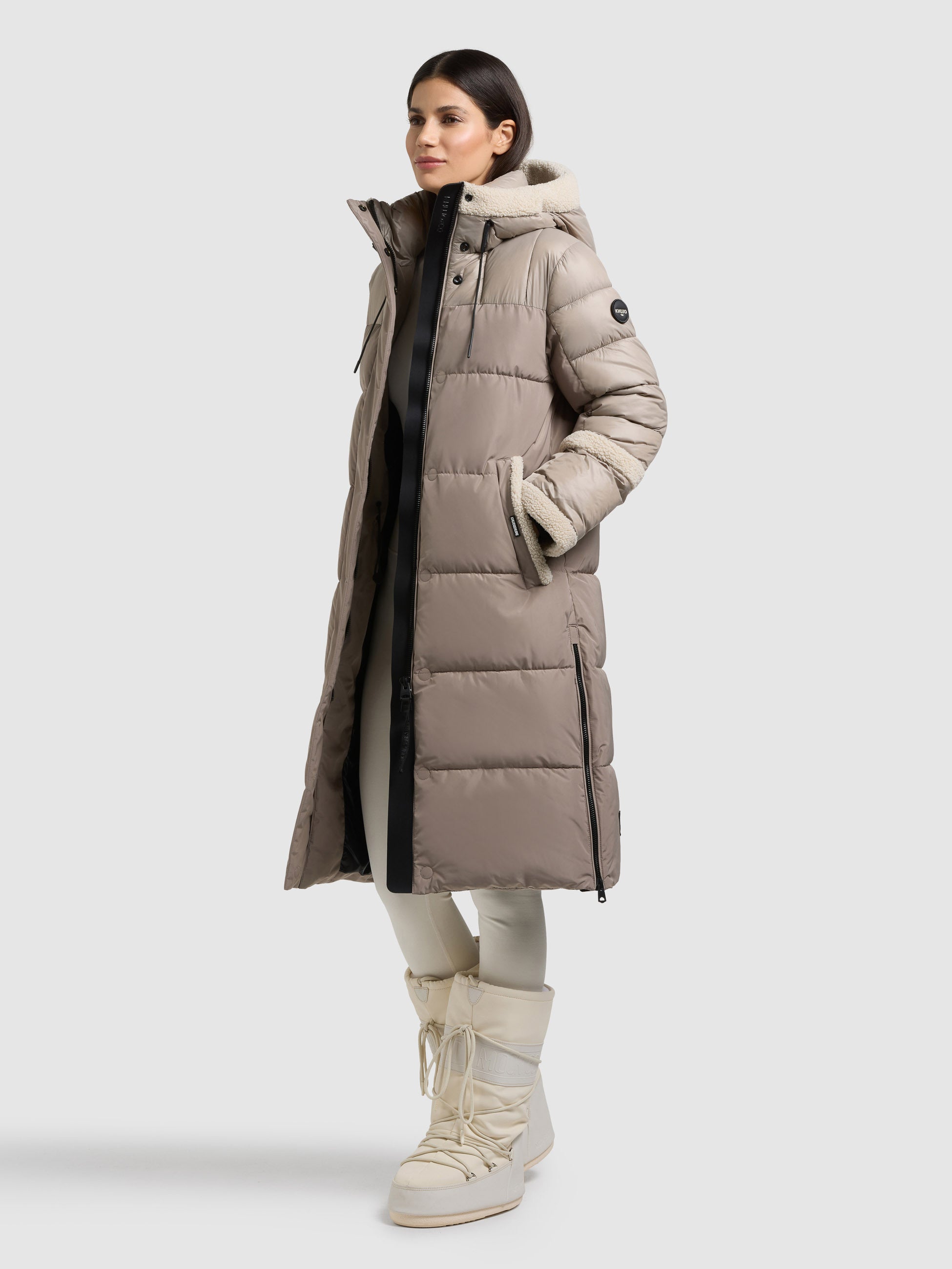khujo-mantel-desna2-greige-damen-steppmantel-knielang-mit-teddyfleece image 6