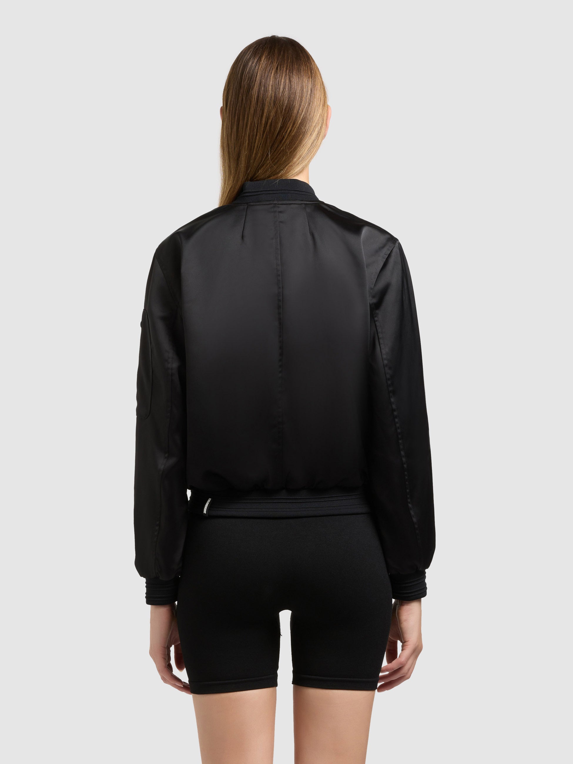 khujo-tami-bomberjacke-schwarz-damen-satin image 3