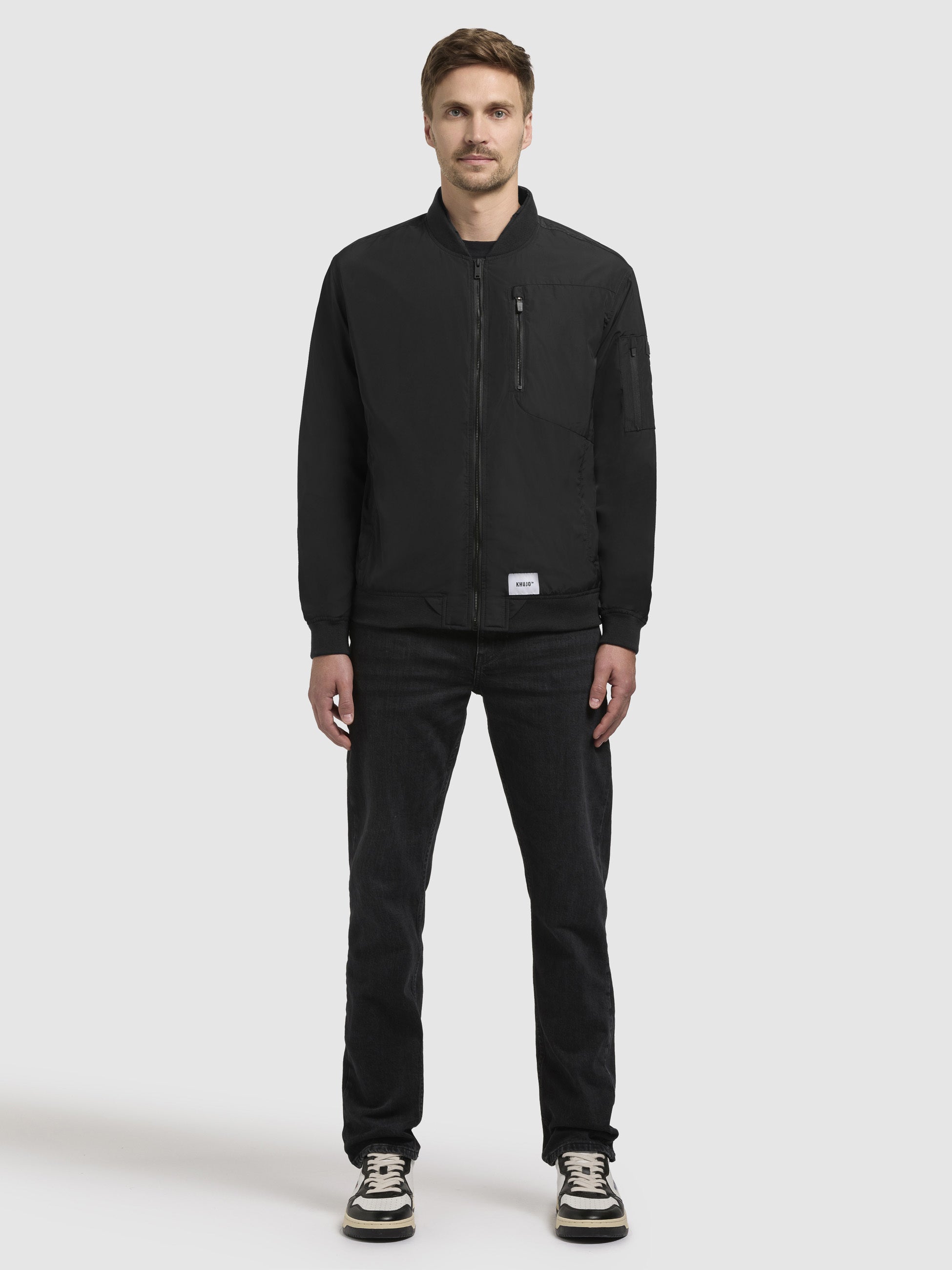 khujo-jacke-beki-schwarz-damen-bomberjacke image 2