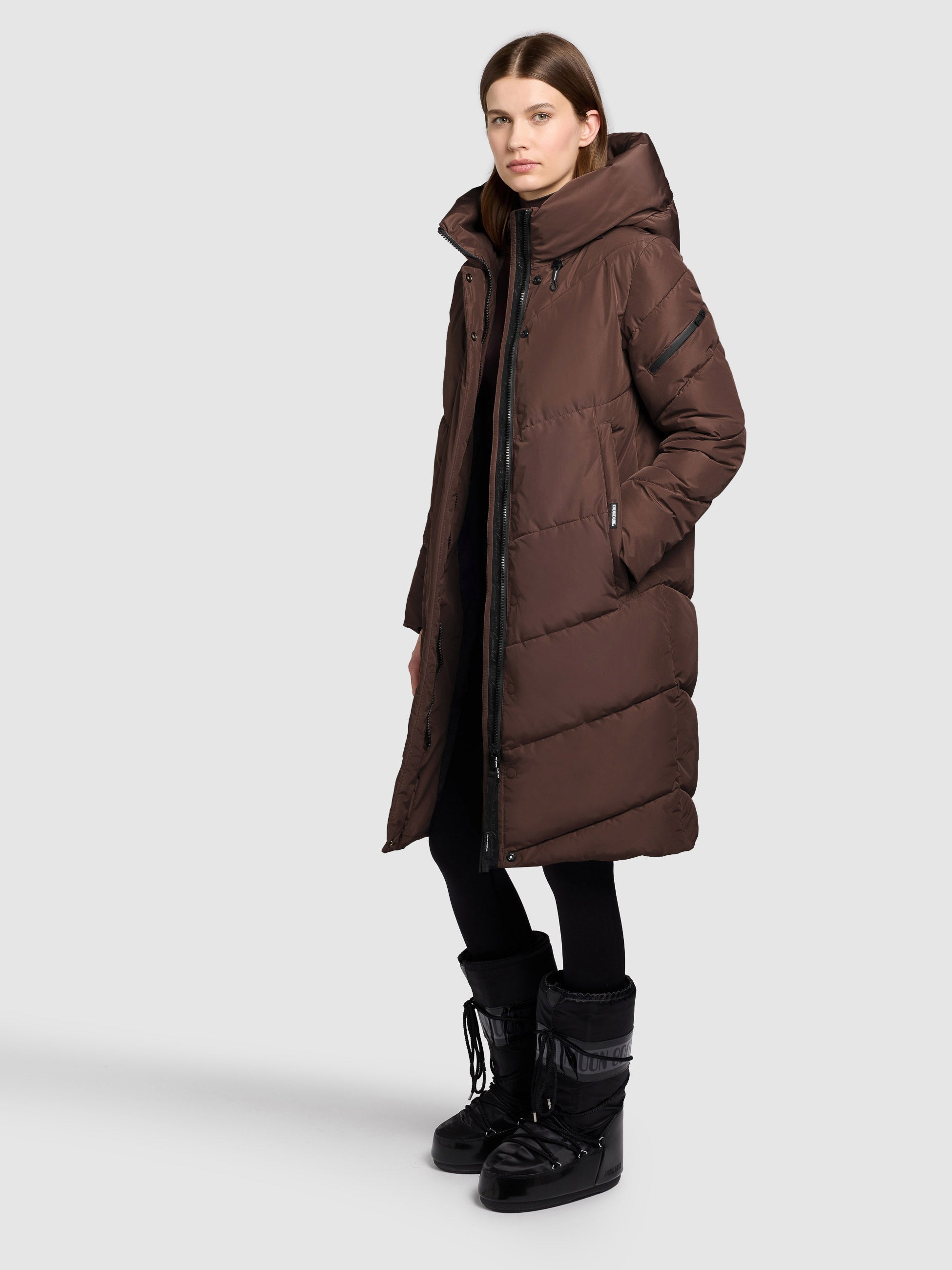 khujo-mantel-jange-dark-brown-steppmantel-knielang-damen image 2