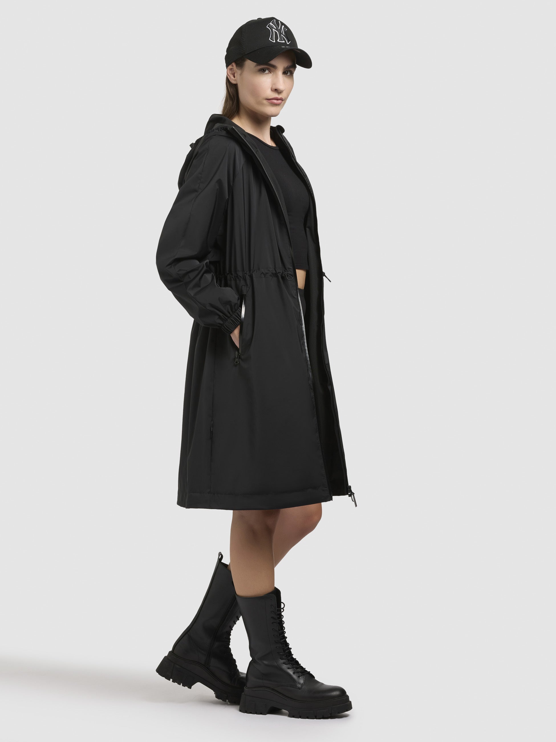 khujo-mantel-tuuli-windbreaker-knielang-schwarz-damen image 6