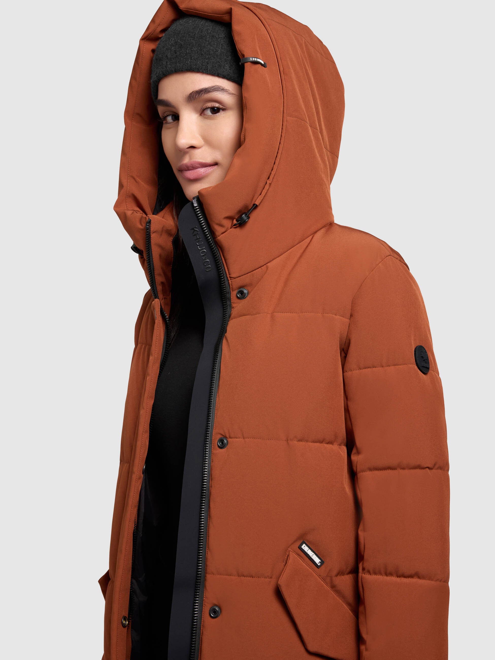 khujo-dairi-steppmantel-russet-brown-damen-wintermantel-knielang-mit-kapuze image 7