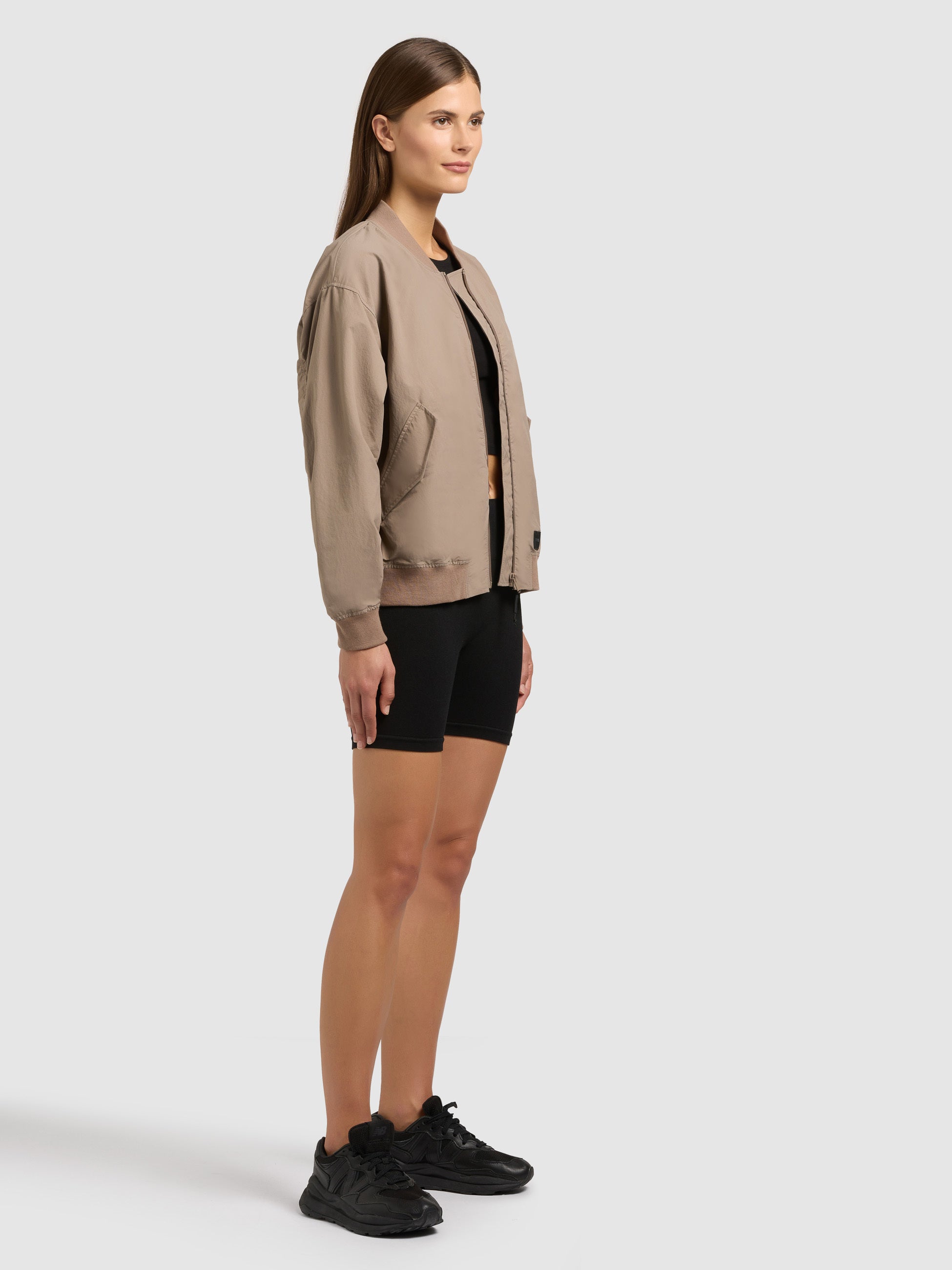 khujo-jacke-rylee-with-bag-latte-brown-leichter-damen-blouson-mit-tasche image 7